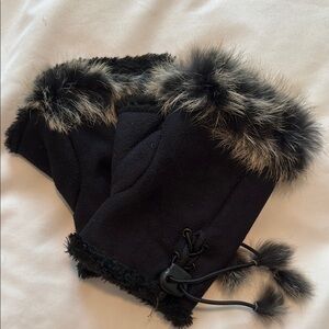 Black Fur-Trimmed Mittens
